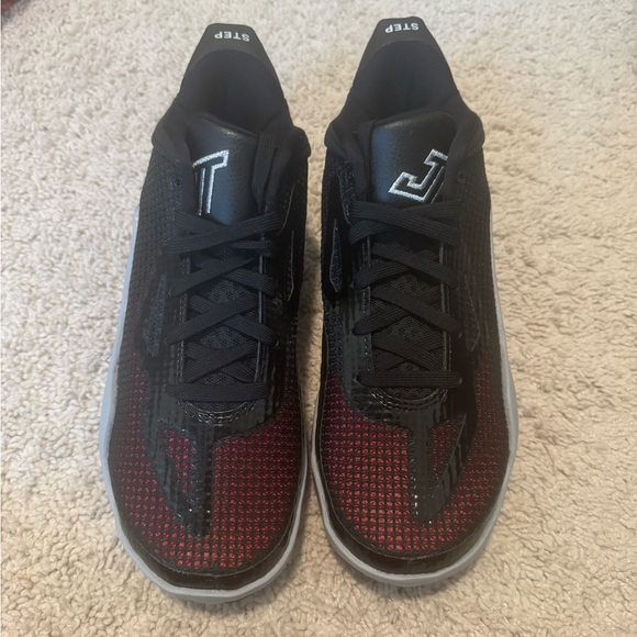 Tatum 1 “Old school Jordan’s size 7Y - Picture 3 of 8